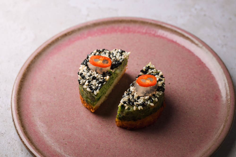 tosta de gambas con curry tailandes