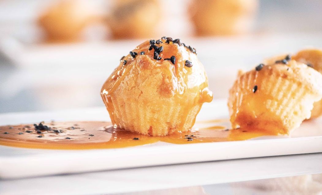 Magdalenas de zanahoria con caramelo de coco y lima