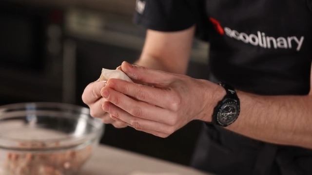 Fill and fold wonton