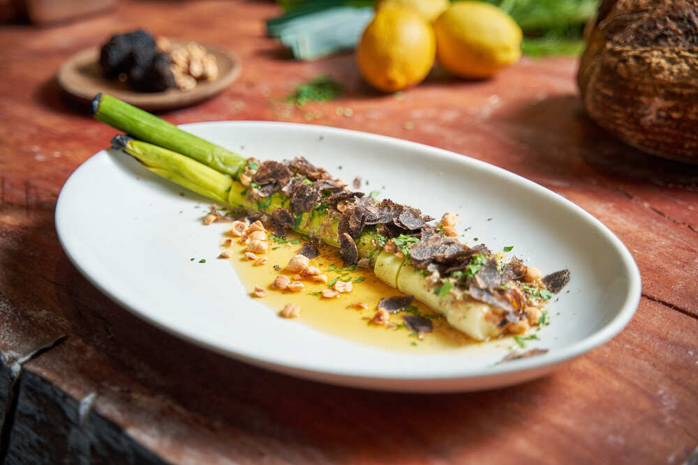 Grilled leeks with brown butter