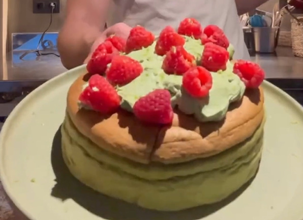 matcha lima cheesecake