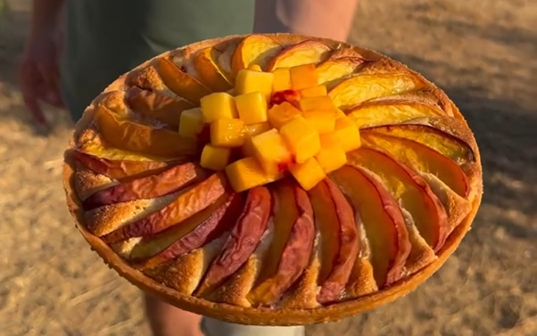 Peach sablé