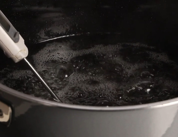 Lemon and cinnamon syrup