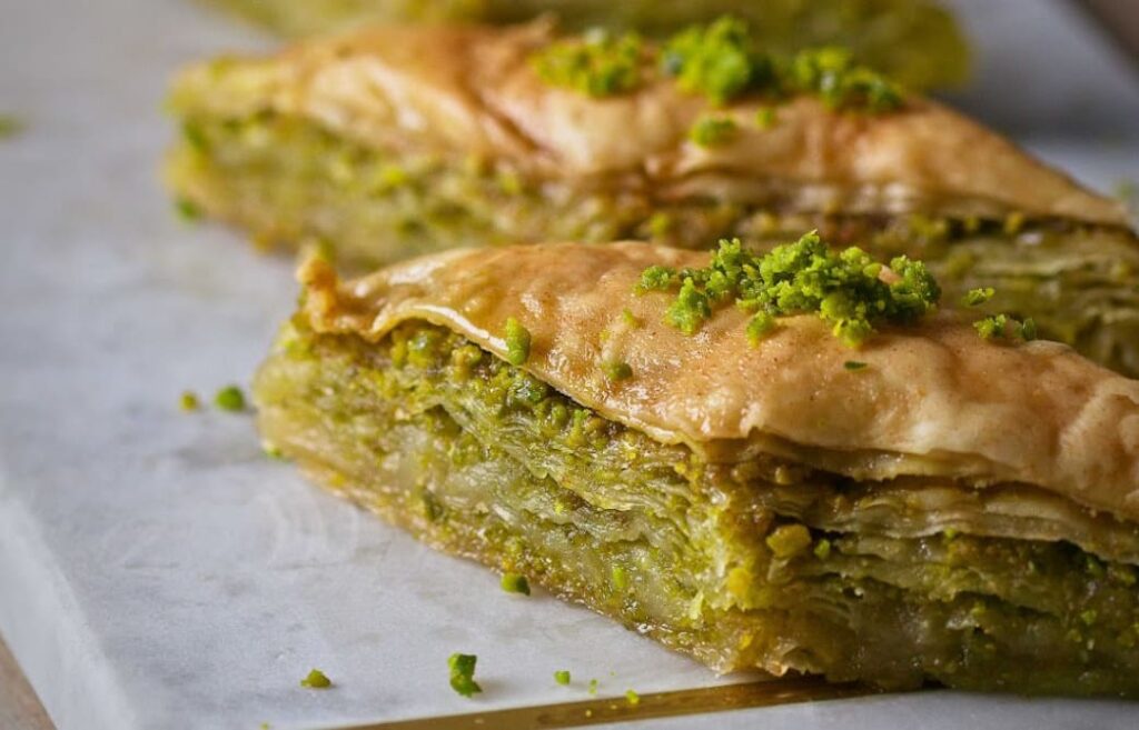 Phyllo dough: Vegan baklava