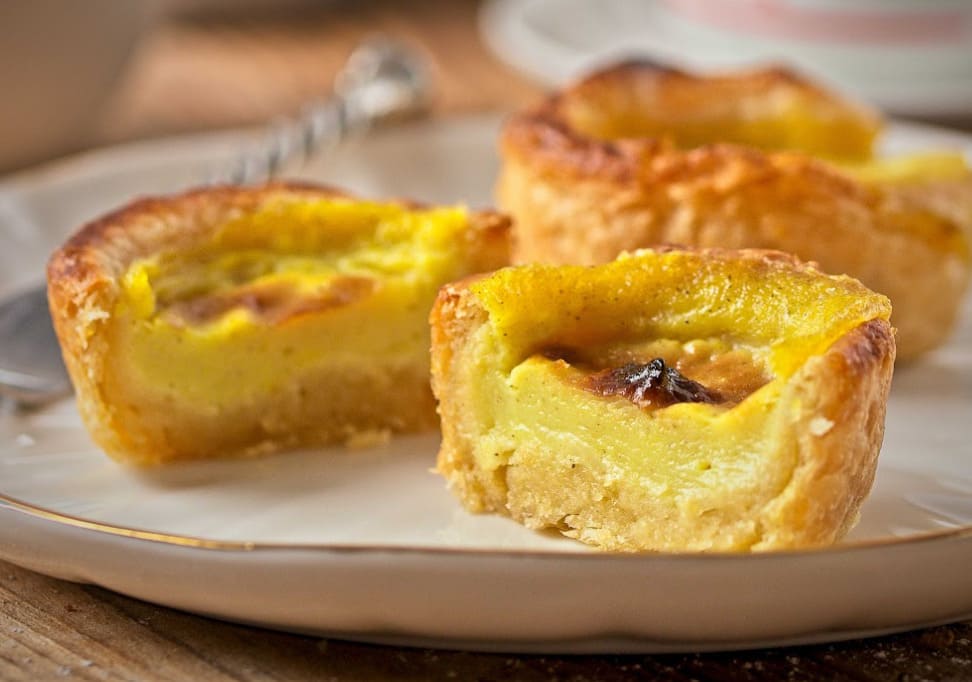 Quick puff pastry: Vegan Portuguese custard tarts