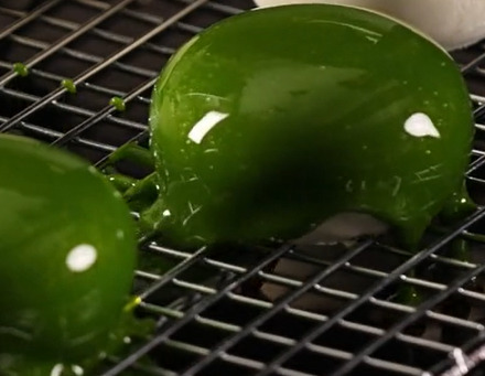 Glaseado espejo verde